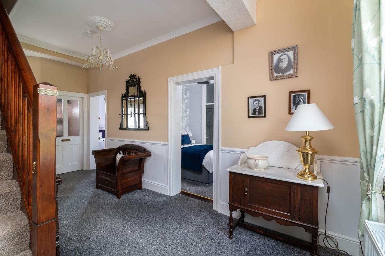 Riverdale House B&B 阿斯隆 外观 照片